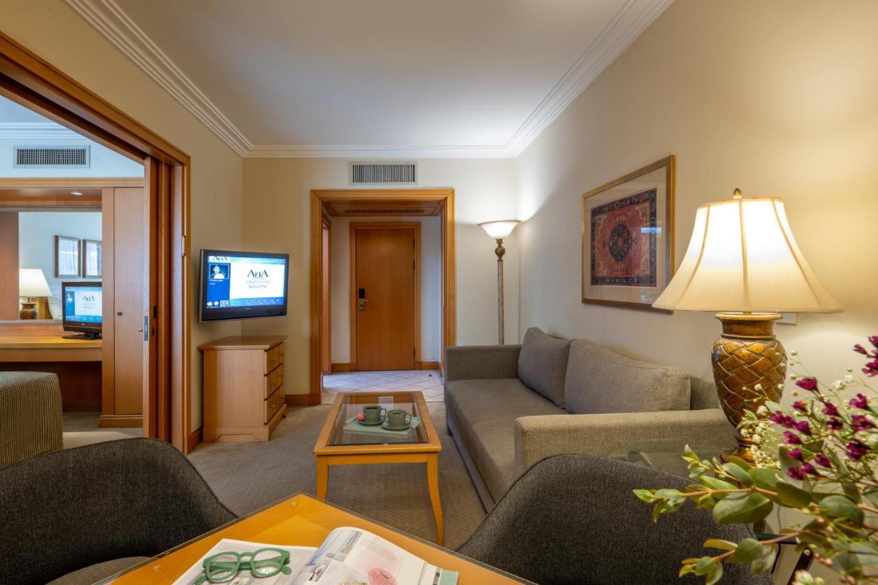 Aria Eilat Exterior foto A suite at the Grand Hyatt Hotel, Amman, Jordan