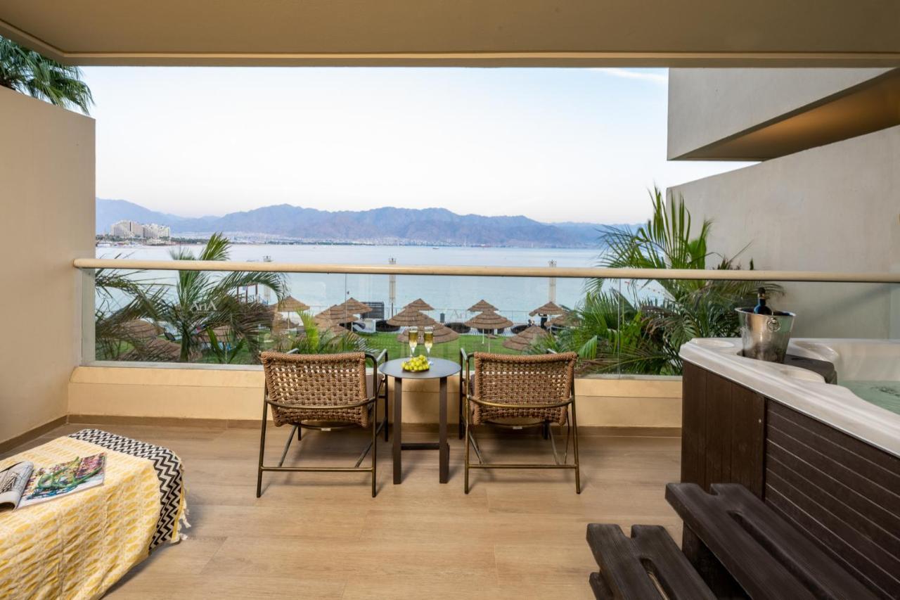 Aria Eilat Exterior foto A view from a suite at the resort